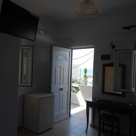 Frosso'S Apartments Kokkini Hani 外观 照片