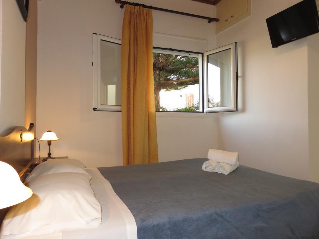 Frosso'S Apartments Kokkini Hani 外观 照片