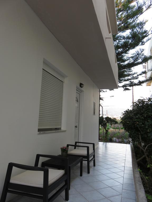 Frosso'S Apartments Kokkini Hani 外观 照片
