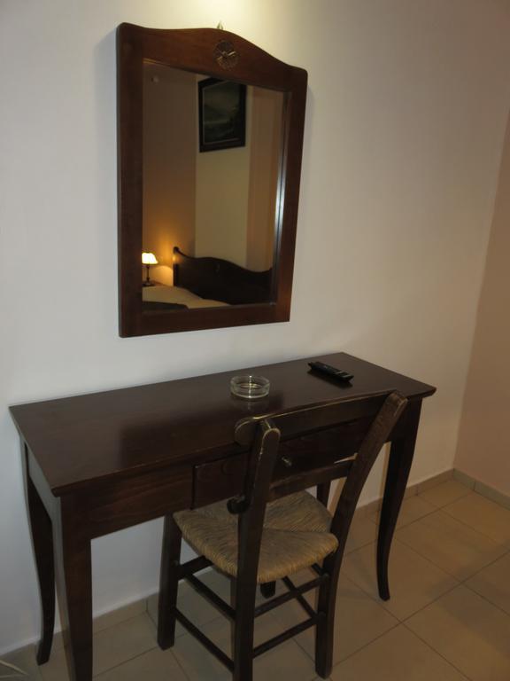 Frosso'S Apartments Kokkini Hani 外观 照片