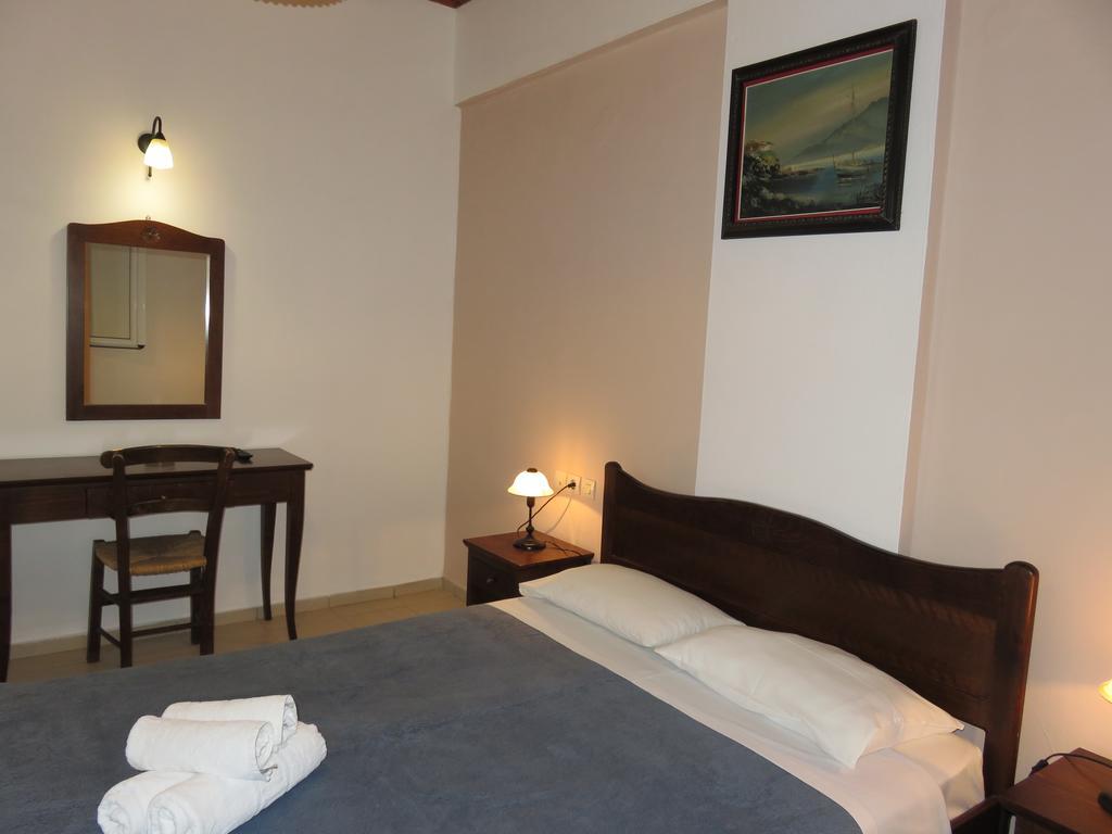 Frosso'S Apartments Kokkini Hani 外观 照片
