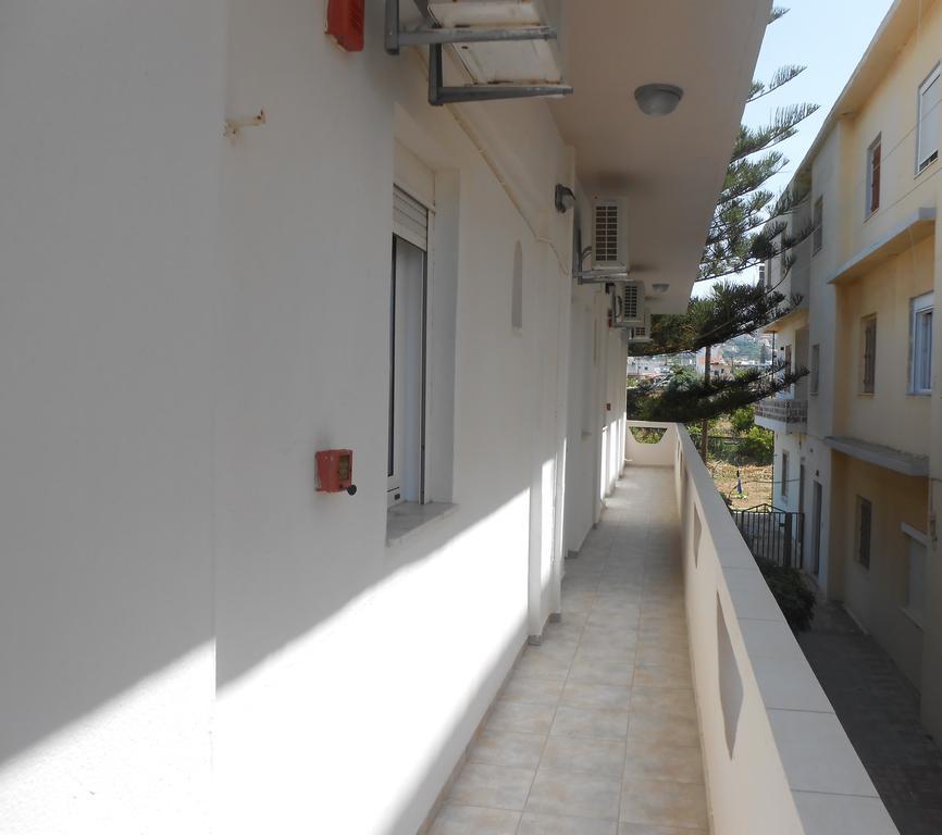 Frosso'S Apartments Kokkini Hani 外观 照片