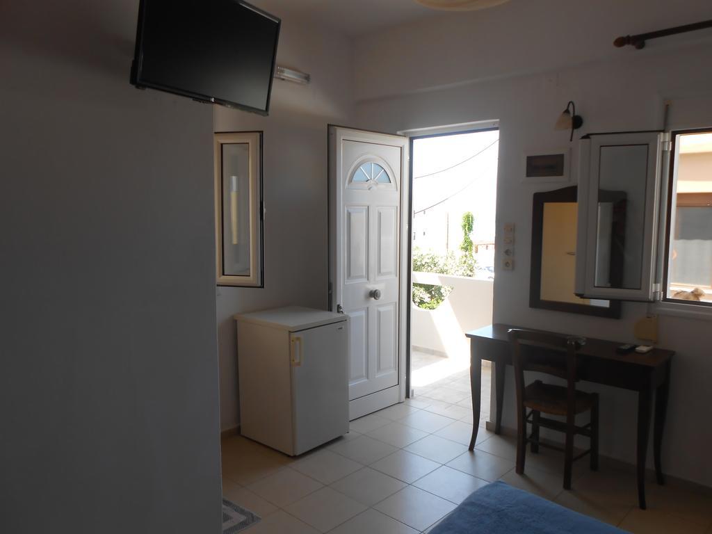 Frosso'S Apartments Kokkini Hani 外观 照片
