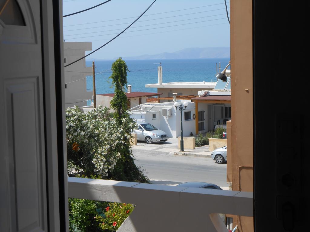 Frosso'S Apartments Kokkini Hani 外观 照片