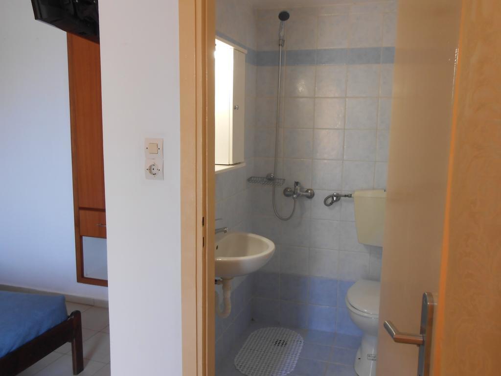 Frosso'S Apartments Kokkini Hani 外观 照片