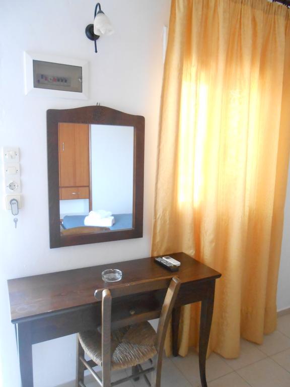 Frosso'S Apartments Kokkini Hani 外观 照片