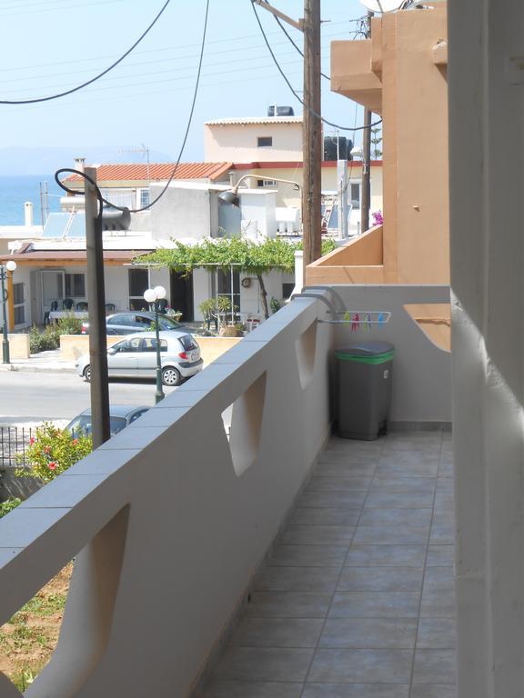 Frosso'S Apartments Kokkini Hani 外观 照片